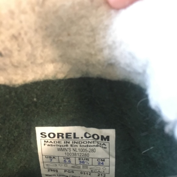 Sorel Caribou winter boots tan size US 8 ish - Picture 8 of 8